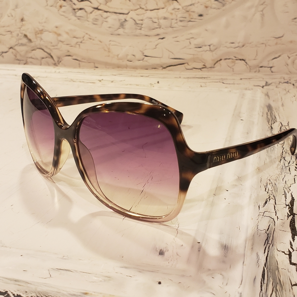 Miu Miu Sunglasses - Picture 9 of 9